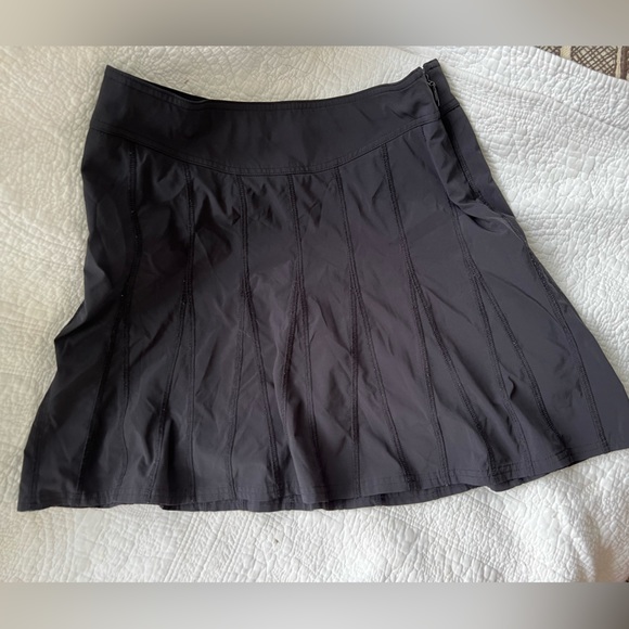 ATHLETA black A line Skort Size 6 - Picture 3 of 8